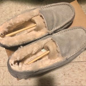 UGG flats size US6/ Euro37